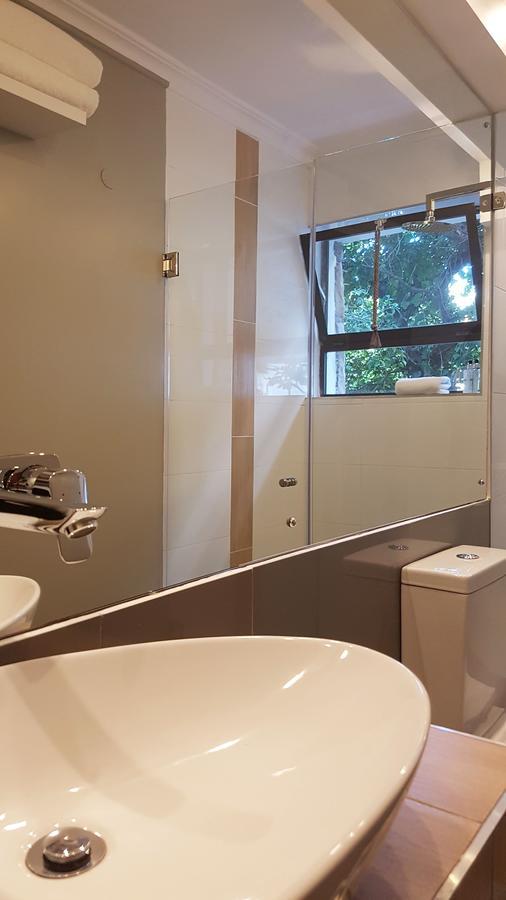 Bayview Penthouses And Rooms ケープタウン エクステリア 写真